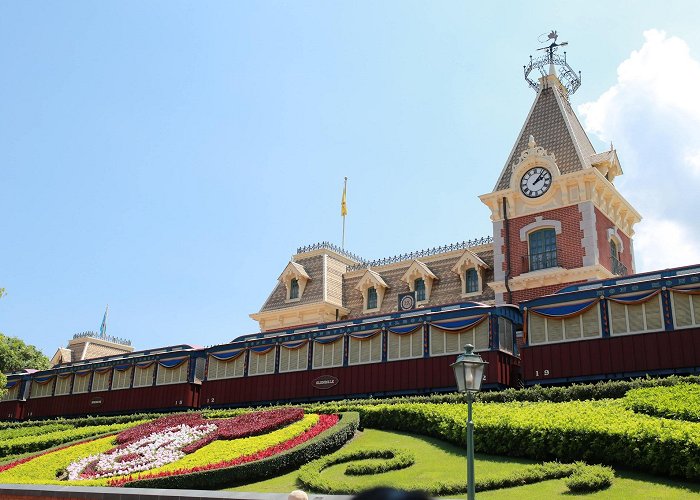 Hong Kong Disneyland photo