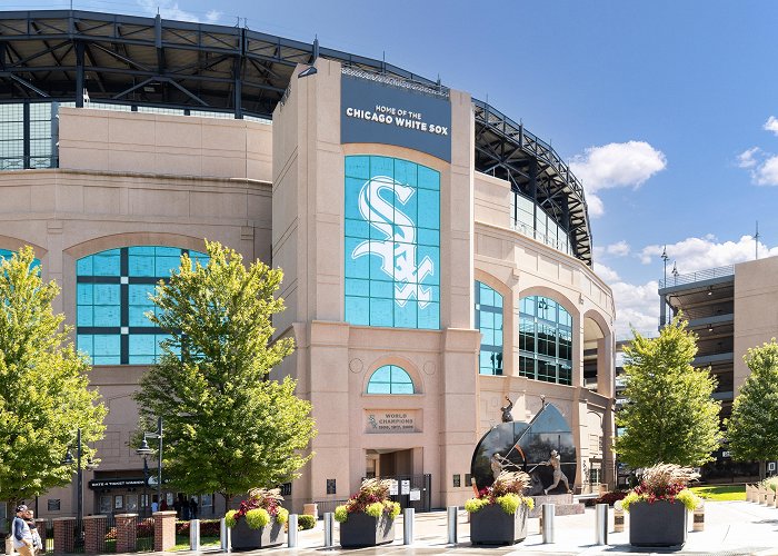 Guaranteed Rate Field photo