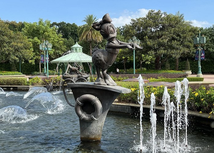 Hong Kong Disneyland photo