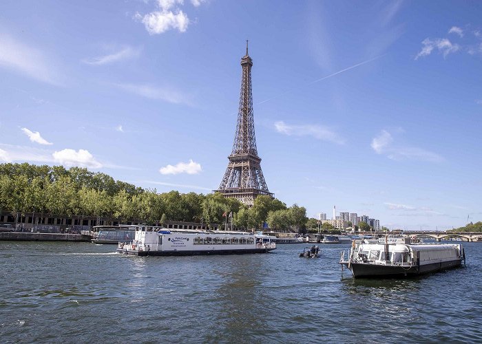 Seine River Paris to bring back swimming in River Seine after 100 years | CNN photo