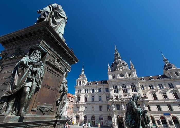 Graz Town Hall Main Square & City Hall - Graz - Arrivalguides.com photo