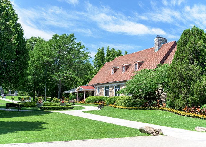 Queenston Heights Park Queenston Heights Restaurant – dine with views of Niagara River photo