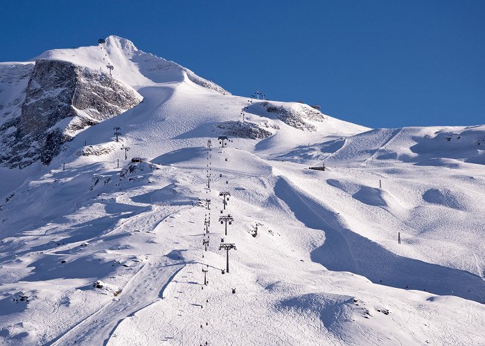 6er Lattenalm Hintertux Glacier Ski Resort Tours - Book Now | Expedia photo