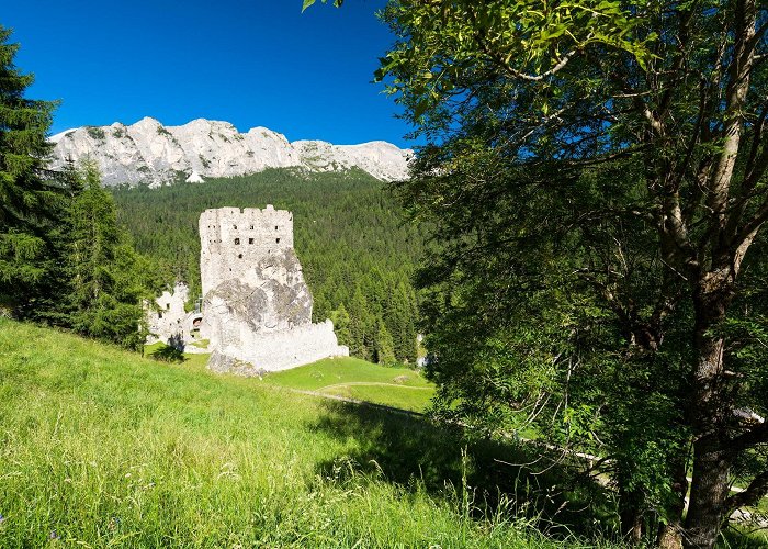 Falzarego - Lagazuoi Andraz castle - Family walks • Hiking route » outdooractive.com photo