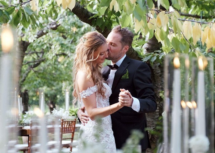 Kurtz Orchards Unforgettable Kurtz Orchards Wedding Video Niagara photo