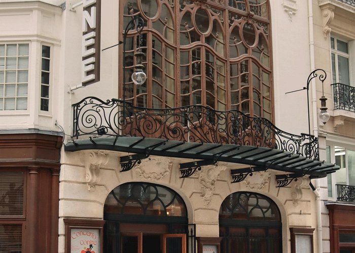 Comedie Caumartin Theatre Athénée Théâtre Louis-Jouvet - Fonts In Use photo