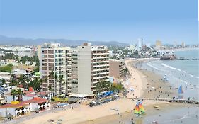 Las Flores Beach Resort Mazatlan Exterior photo