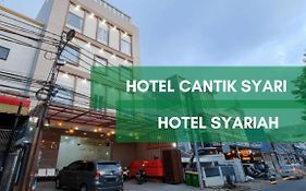 Hotel Cantik Syari Jakarta Exterior photo