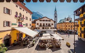 Royal Hotel Cortina Cortina d'Ampezzo Exterior photo