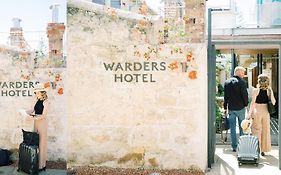 Warders Hotel Fremantle Markets Exterior photo