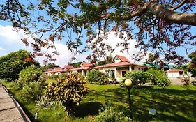 Attran Hotel Mawlamyine Exterior photo