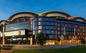 Oval Hotel At Adelaide Oval Exterior photo