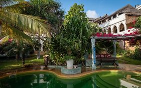 Banana House And Wellness Centre Hotel Lamu Exterior photo