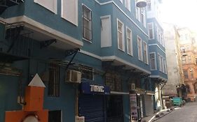 Taxim Hostel (Adults Only) Istanbul Exterior photo