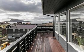 Faroeguide Seaview Villa And Apartment Torshavn Exterior photo