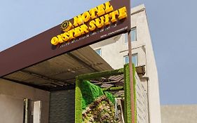 Hotel Oyster Suite Andheri West Mumbai Exterior photo