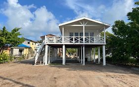 Sound Of The Sea-Walking Distance To Everything Villa Placencia Exterior photo