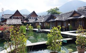 Kampung Sumber Alam Garut Hotel Exterior photo