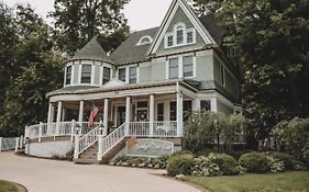 The Ginkgo Tree Bed & Breakfast Mount Pleasant Exterior photo