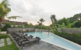 Musa Canggu Aparthotel Exterior photo