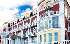 Hotel Grand Palace Svetlogorsk Exterior photo