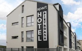 Aparthotel Pietroasa Buzau Exterior photo