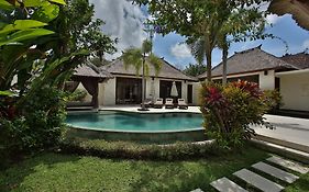 Mahagiri Villas & Spa Dreamland Uluwatu  Exterior photo