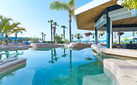 Leonardo Cypria Bay Hotel Paphos Exterior photo