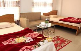 Calm & Cozy Guest Room With Free Breakfast-Parking Dhaka Exterior photo