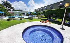 Villablanca Garden Beach Hotel Cozumel Exterior photo