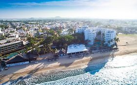 Gaviana Resort Mazatlan Exterior photo