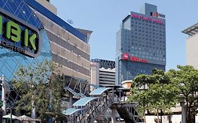 Ibis Bangkok Siam Hotel Exterior photo