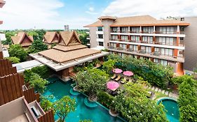 Ayrest Hua Hin Hotel Exterior photo