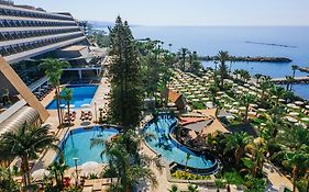 Amathus Beach Hotel Limassol Exterior photo