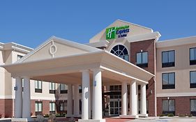 Holiday Inn Express & Suites Buffalo, An Ihg Hotel Exterior photo