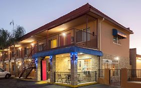 Travelodge By Wyndham El Cajon Exterior photo