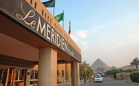 Le Meridien Pyramids Hotel & Spa Giza Exterior photo