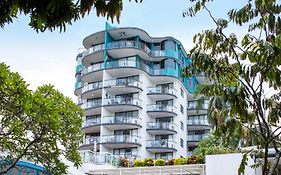 Breakfree Royal Harbour Aparthotel Cairns Exterior photo