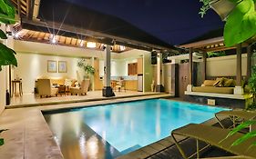 Disini Luxury Spa Villas-Chse Certified Seminyak  Exterior photo