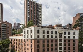 Hotel Park10 Medellin Exterior photo