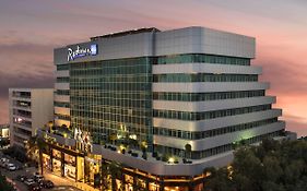 Radisson Blu Hotel, Beirut Verdun Exterior photo