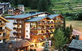 Hotel Butterfly, BW Signature Collection Zermatt Exterior photo