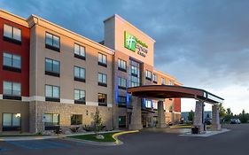 Holiday Inn Express Hotel & Suites Bismarck, An Ihg Hotel Exterior photo