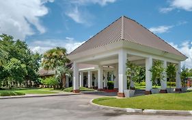 Clarion Inn Conference Center Gonzales Exterior photo