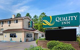 Quality Inn Chesapeake Exterior photo