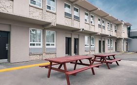 Super 8 By Wyndham Thunder Bay Motel Exterior photo