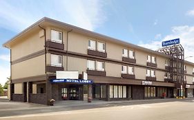 Travelodge By Wyndham Lethbridge Exterior photo