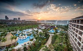 Shangri-La Sanya Hotel Exterior photo