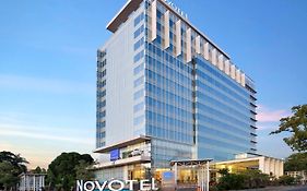 Novotel Makassar Grand Shayla Exterior photo