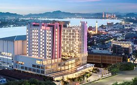 Ibis Samarinda Hotel Exterior photo